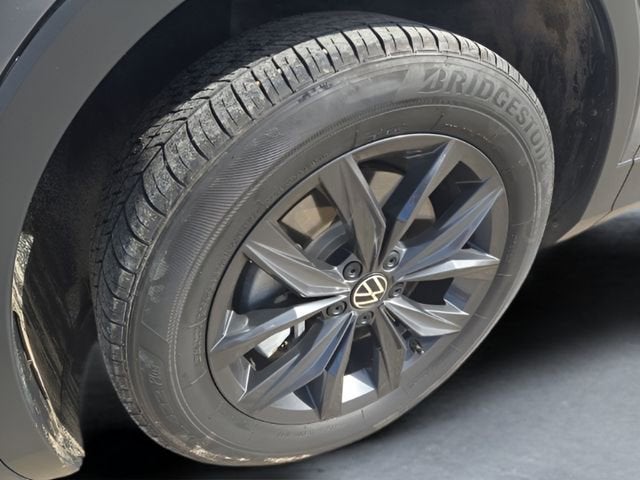 2024 Volkswagen Tiguan SE