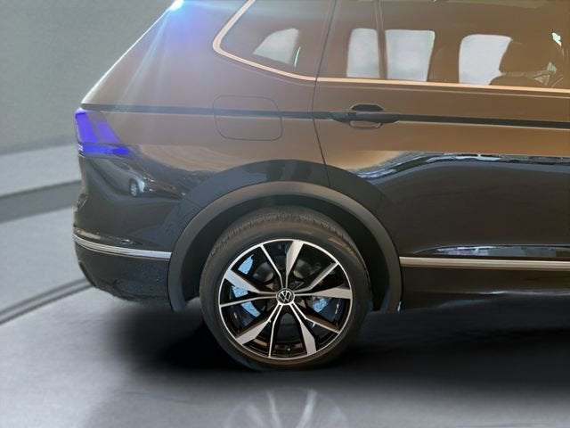 2023 Volkswagen Tiguan SEL R-Line