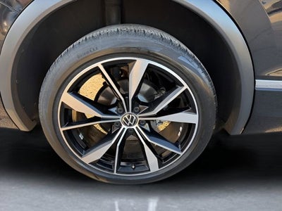 2023 Volkswagen Tiguan SEL R-Line