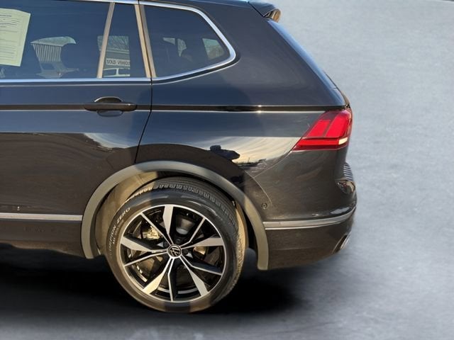 2023 Volkswagen Tiguan SEL R-Line