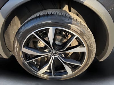 2023 Volkswagen Tiguan SEL R-Line