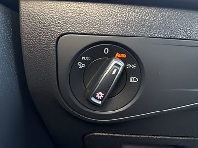 2023 Volkswagen Tiguan SEL R-Line