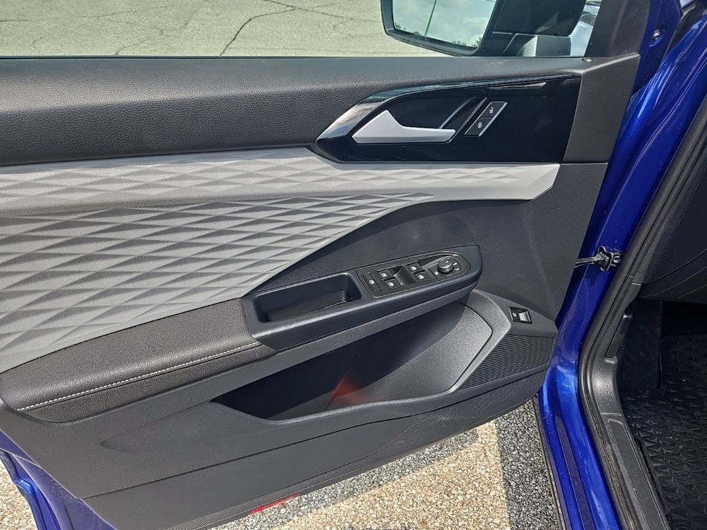 2024 Volkswagen Taos S