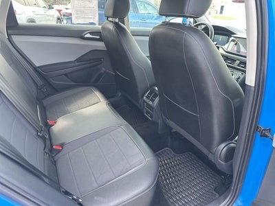 2022 Volkswagen Taos SE