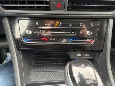 2025 Volkswagen Jetta SEL