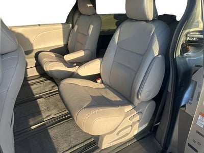 2015 Toyota Sienna Ltd