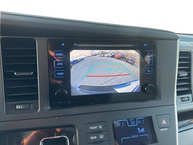 2015 Toyota Sienna Ltd