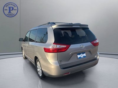 2015 Toyota Sienna Ltd