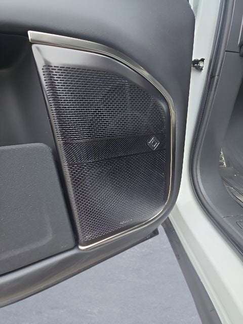 2023 RIVIAN R1S Adventure