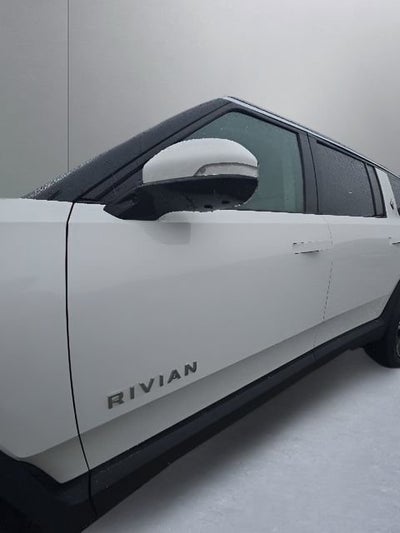 2023 RIVIAN R1S Adventure