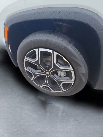 2023 RIVIAN R1S Adventure