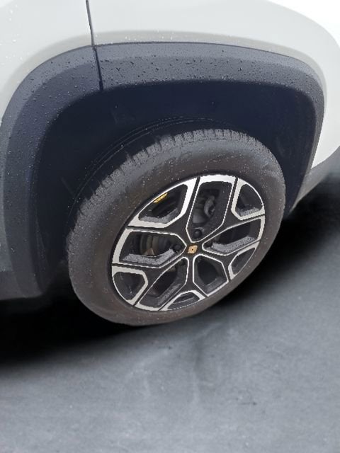 2023 RIVIAN R1S Adventure