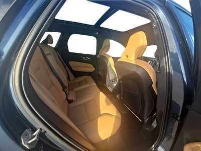 2019 Volvo XC60 Inscription