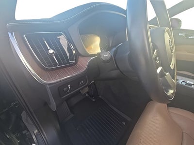 2019 Volvo XC60 Inscription