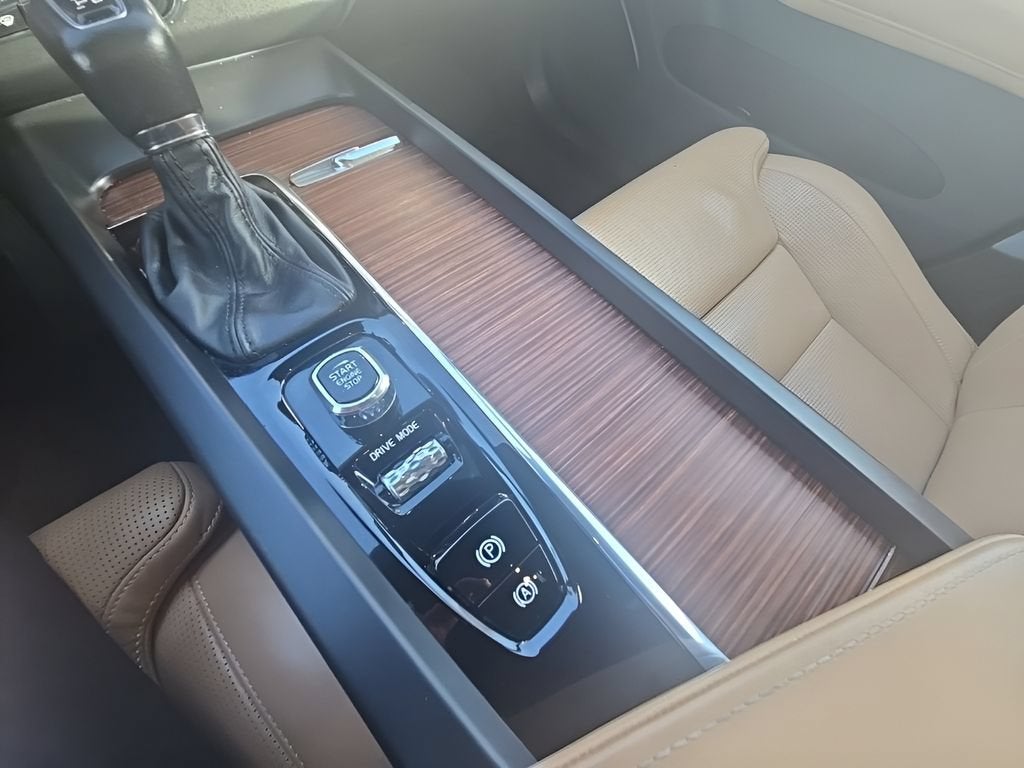 2019 Volvo XC60 Inscription
