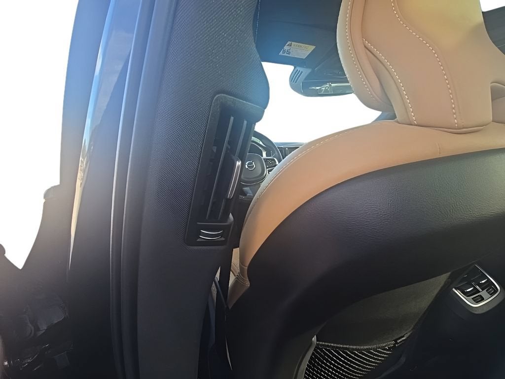 2019 Volvo XC60 Inscription