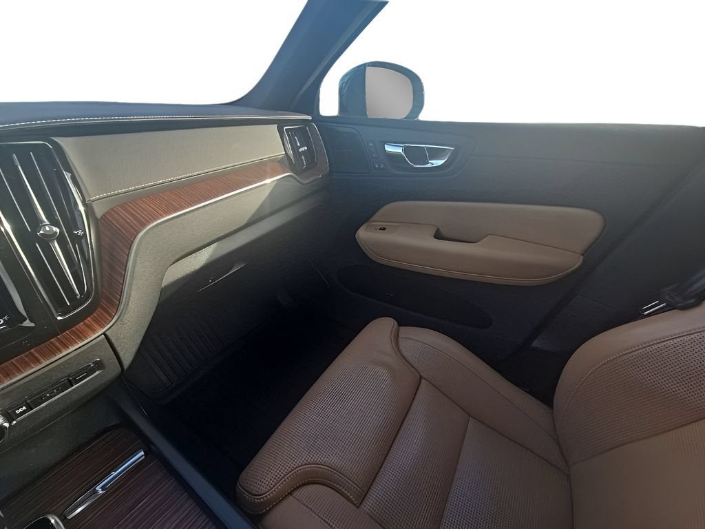 2019 Volvo XC60 Inscription
