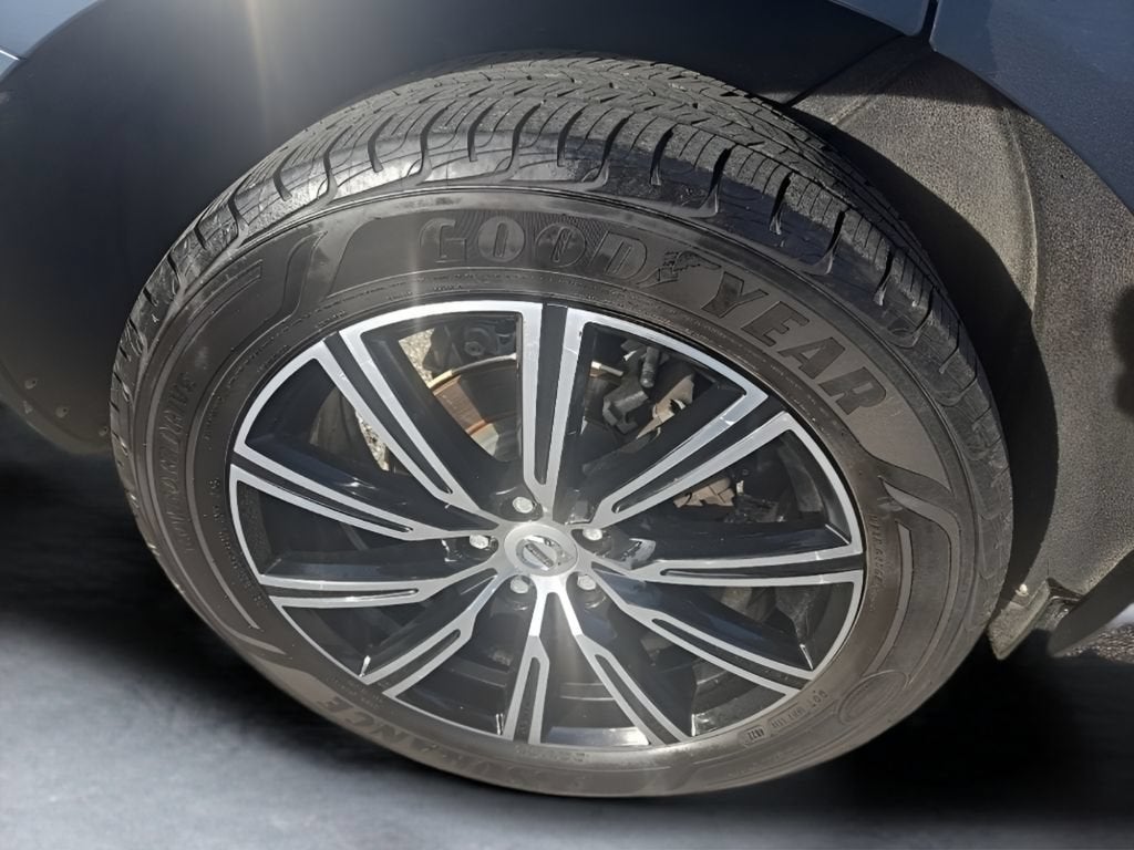 2019 Volvo XC60 Inscription