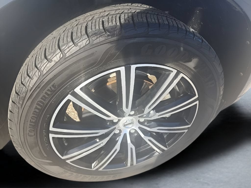 2019 Volvo XC60 Inscription