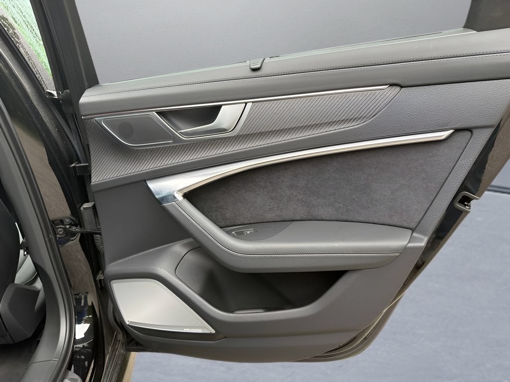 2023 Audi RS 6 Avant Base