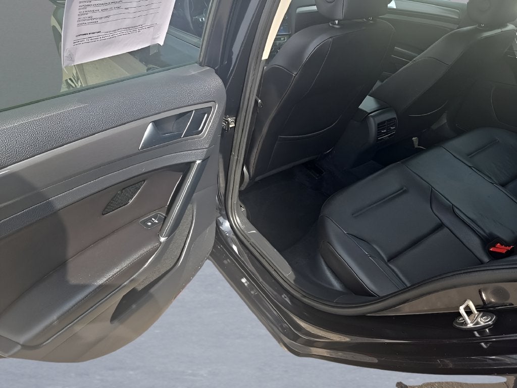 2018 Volkswagen e-Golf SEL