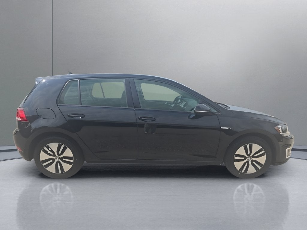 2018 Volkswagen e-Golf SEL