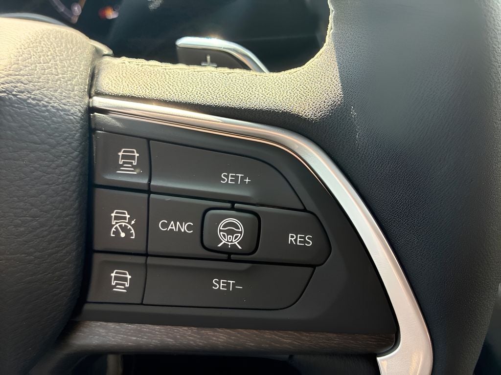 2027 Jeep Grand Cherokee Limited Reserve
