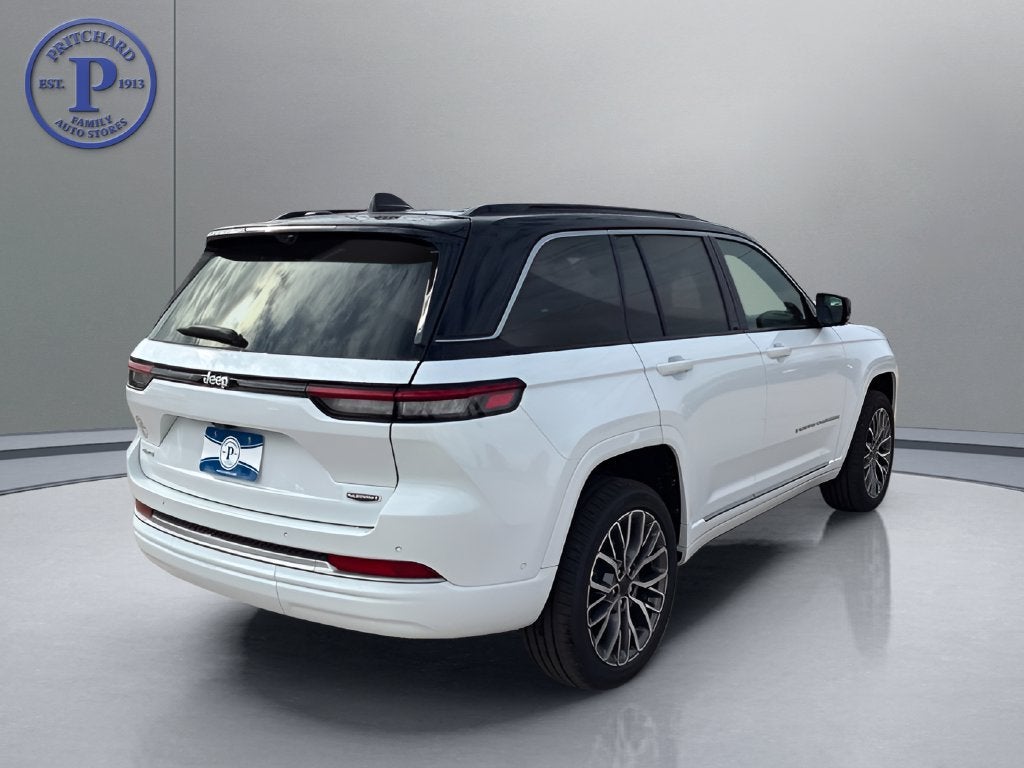 2027 Jeep Grand Cherokee GRAND CHEROKEE SUMMIT 4X4