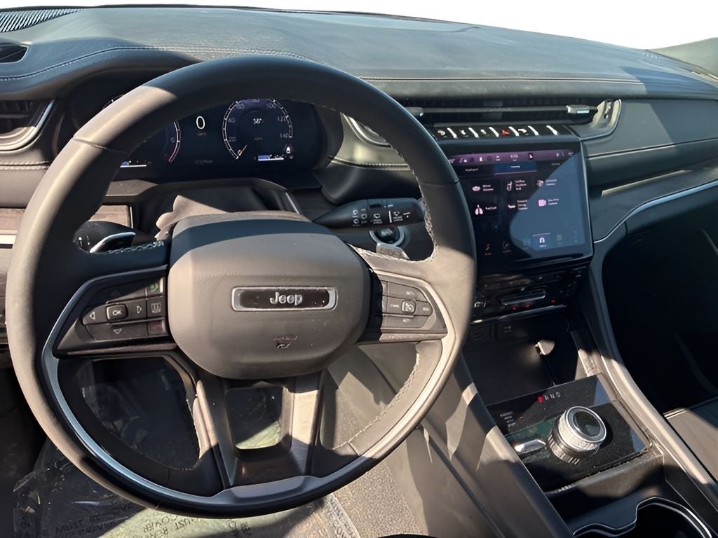 2025 Jeep Grand Cherokee L Limited 4x4