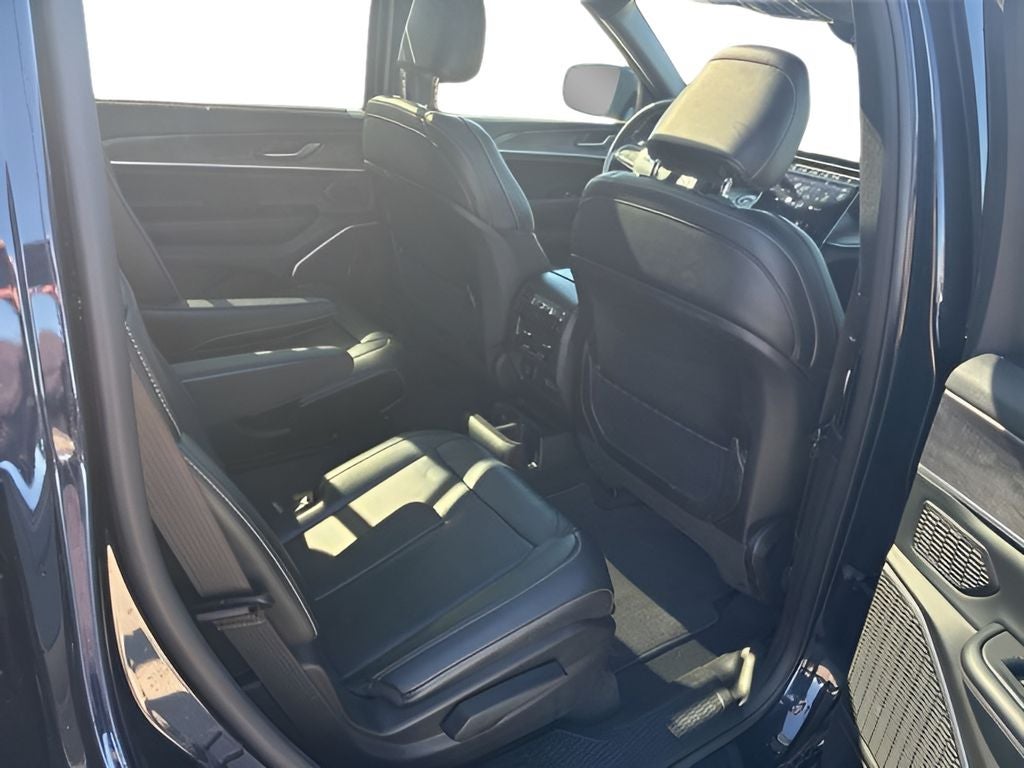 2025 Jeep Grand Cherokee L Limited 4x4