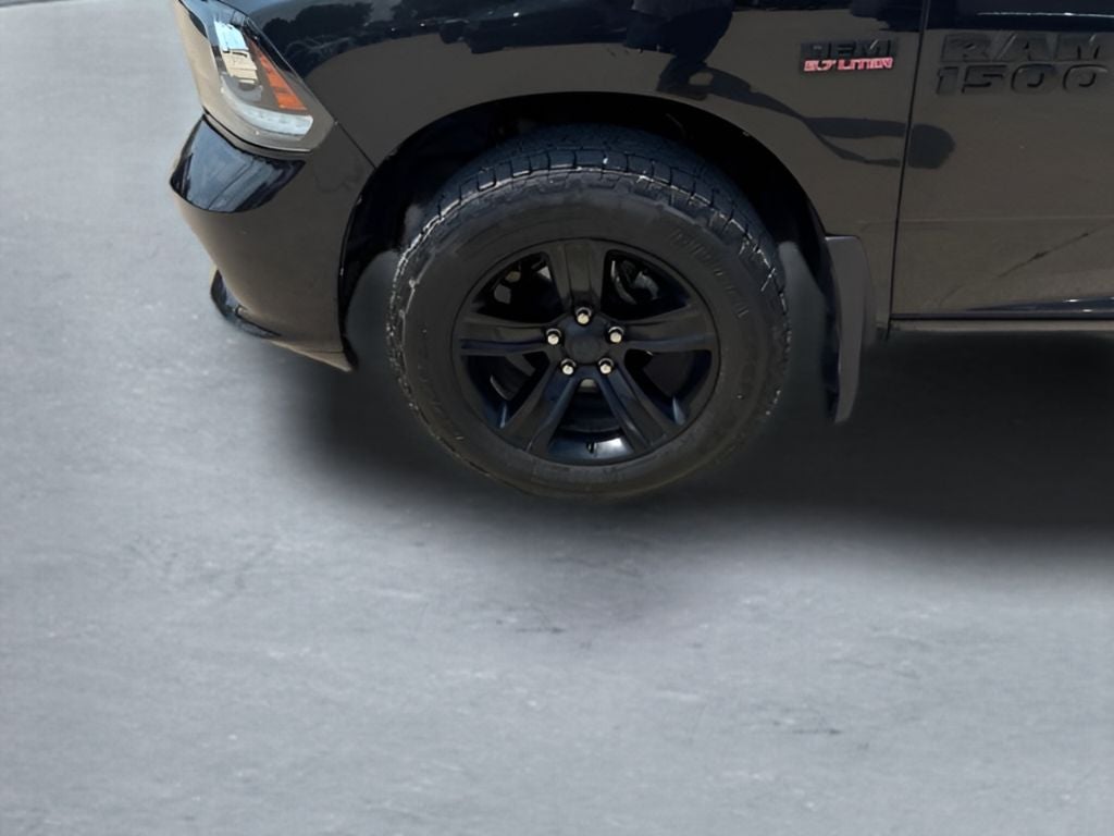 2017 RAM 1500 Sport Crew Cab 4x4 5'7' Box