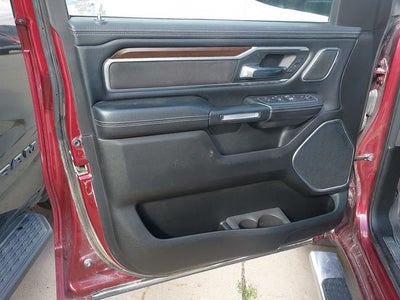 2022 RAM 1500 Laramie Crew Cab 4x4 5'7' Box