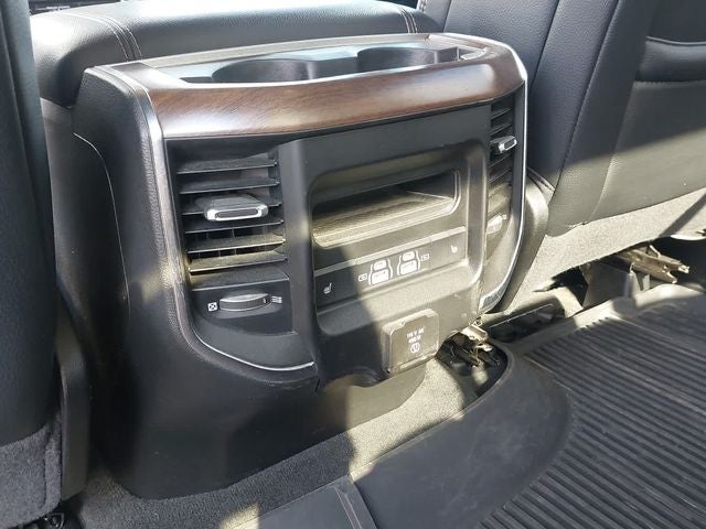 2022 RAM 1500 Laramie Crew Cab 4x4 5'7' Box