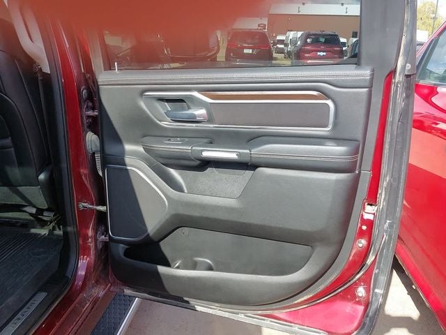 2022 RAM 1500 Laramie Crew Cab 4x4 5'7' Box