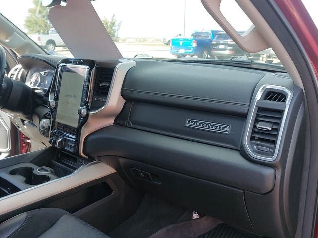 2022 RAM 1500 Laramie Crew Cab 4x4 5'7' Box