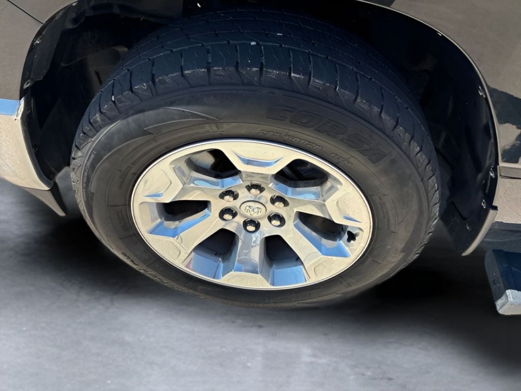2019 RAM 1500 Big Horn/Lone Star Crew Cab 4x4 6'4' Box