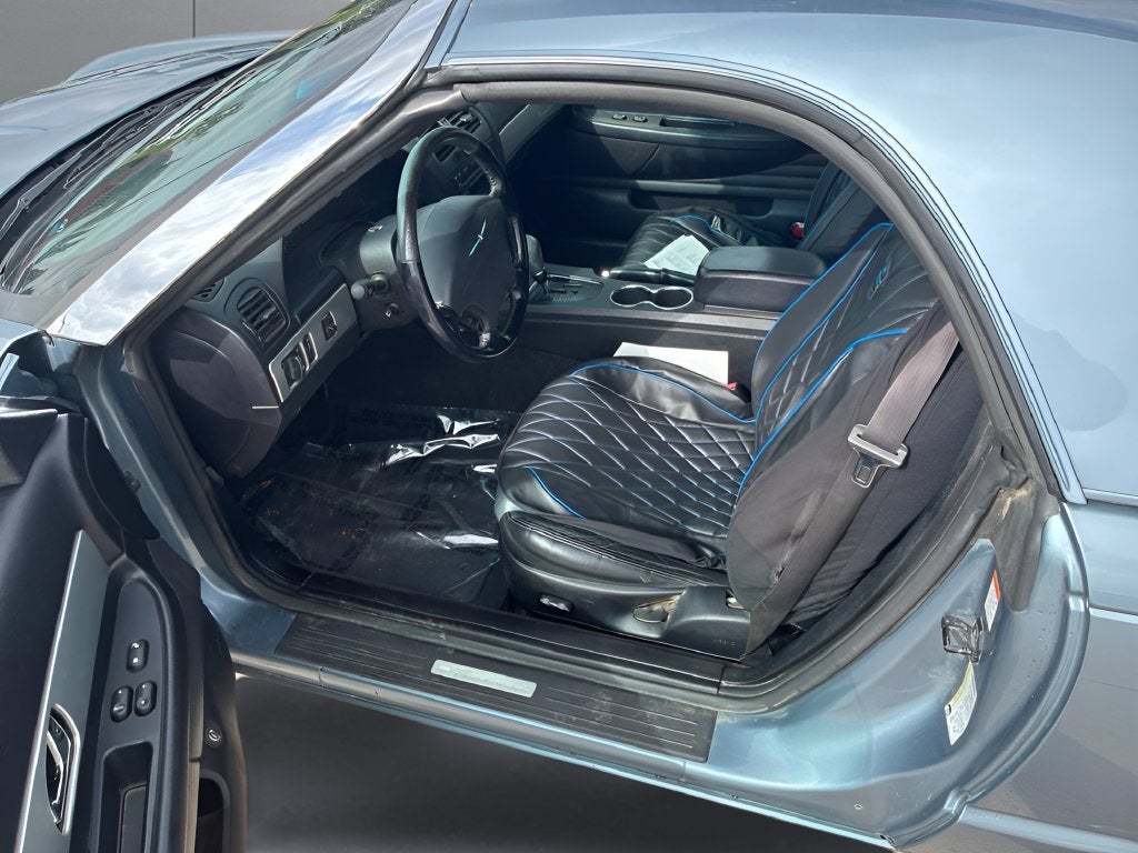 2005 Ford Thunderbird Base