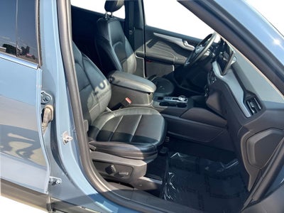 2025 Ford Escape Platinum