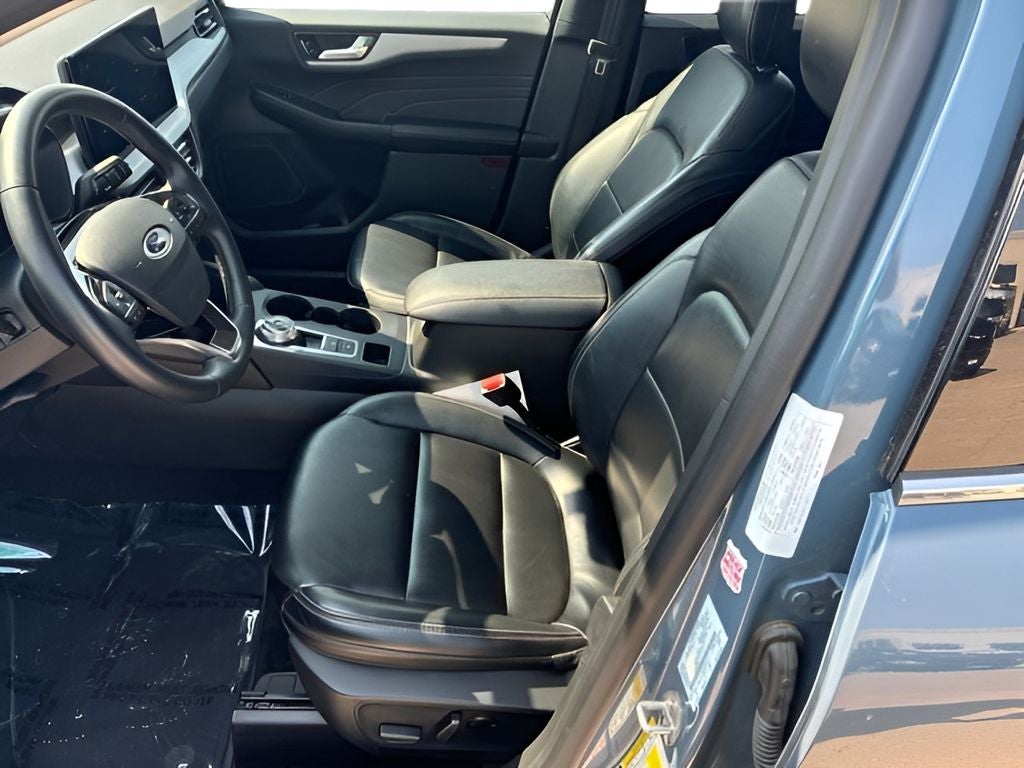 2025 Ford Escape Platinum