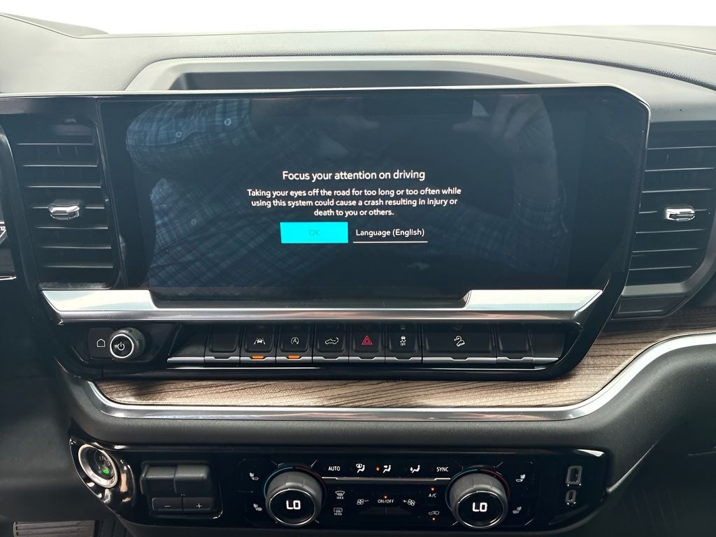 2023 Chevrolet Silverado 1500 4WD Crew Cab Standard Bed LT