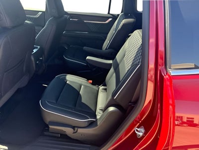 2025 GMC Acadia AWD Denali