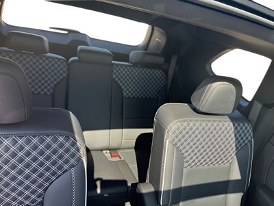 2025 GMC Acadia AWD Denali