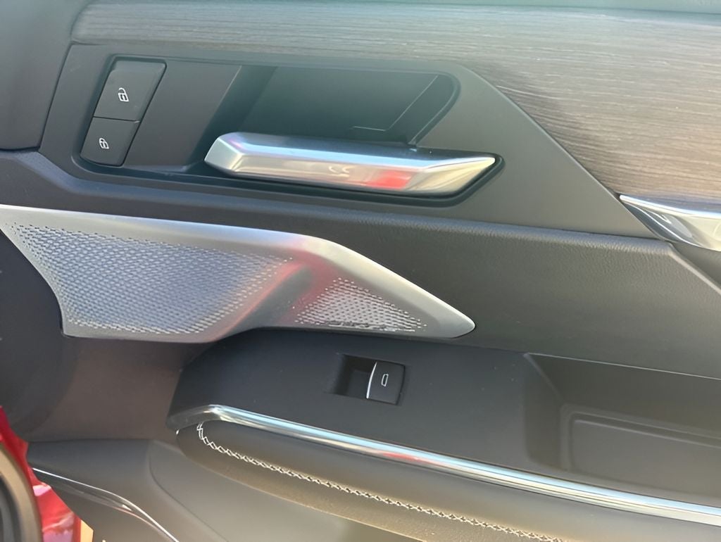 2025 GMC Acadia AWD Denali