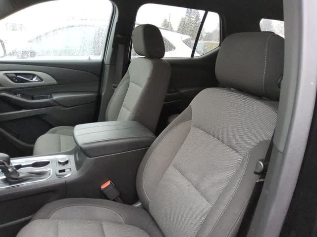 2023 Chevrolet Traverse AWD LT Cloth