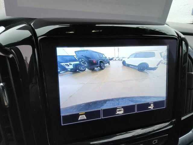 2023 Chevrolet Traverse AWD LT Cloth