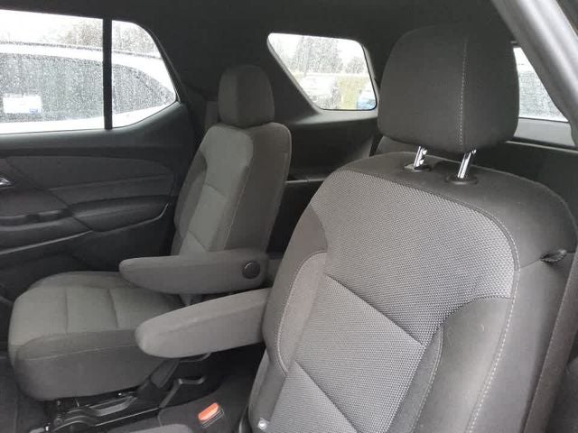 2023 Chevrolet Traverse AWD LT Cloth
