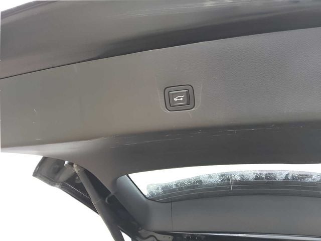 2023 Chevrolet Traverse AWD LT Cloth