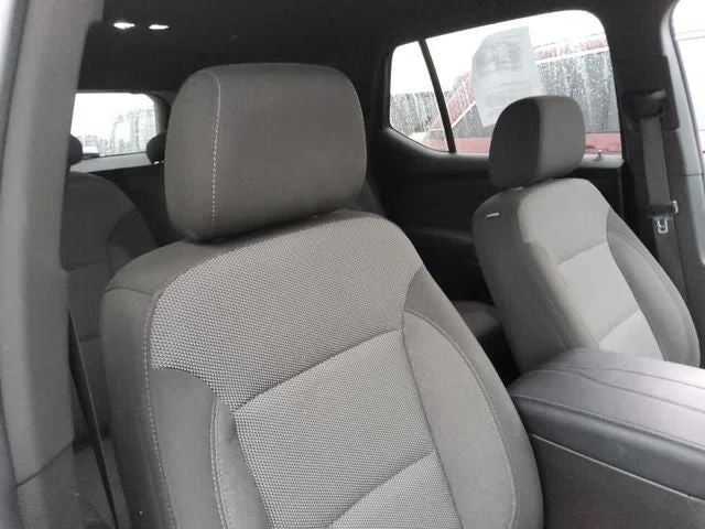 2023 Chevrolet Traverse AWD LT Cloth