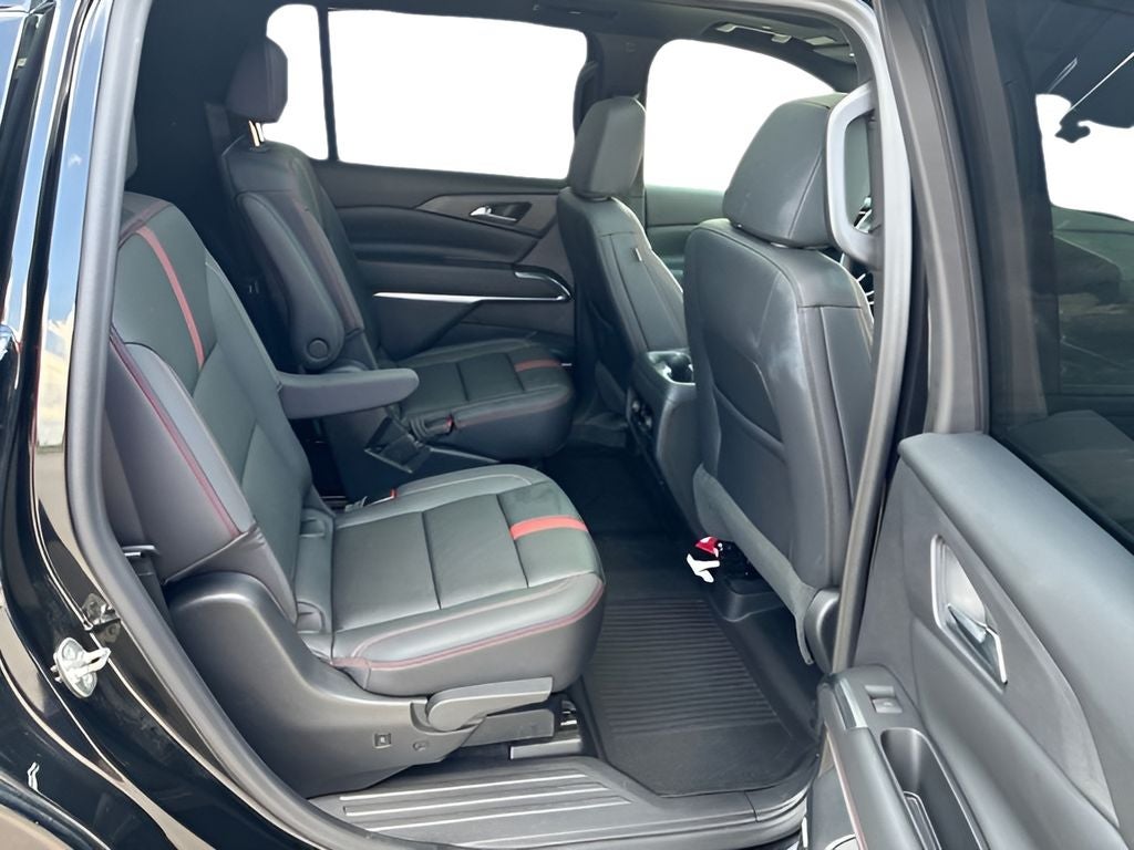 2024 Chevrolet Traverse AWD RS