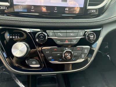 2027 Chrysler Pacifica PACIFICA SELECT